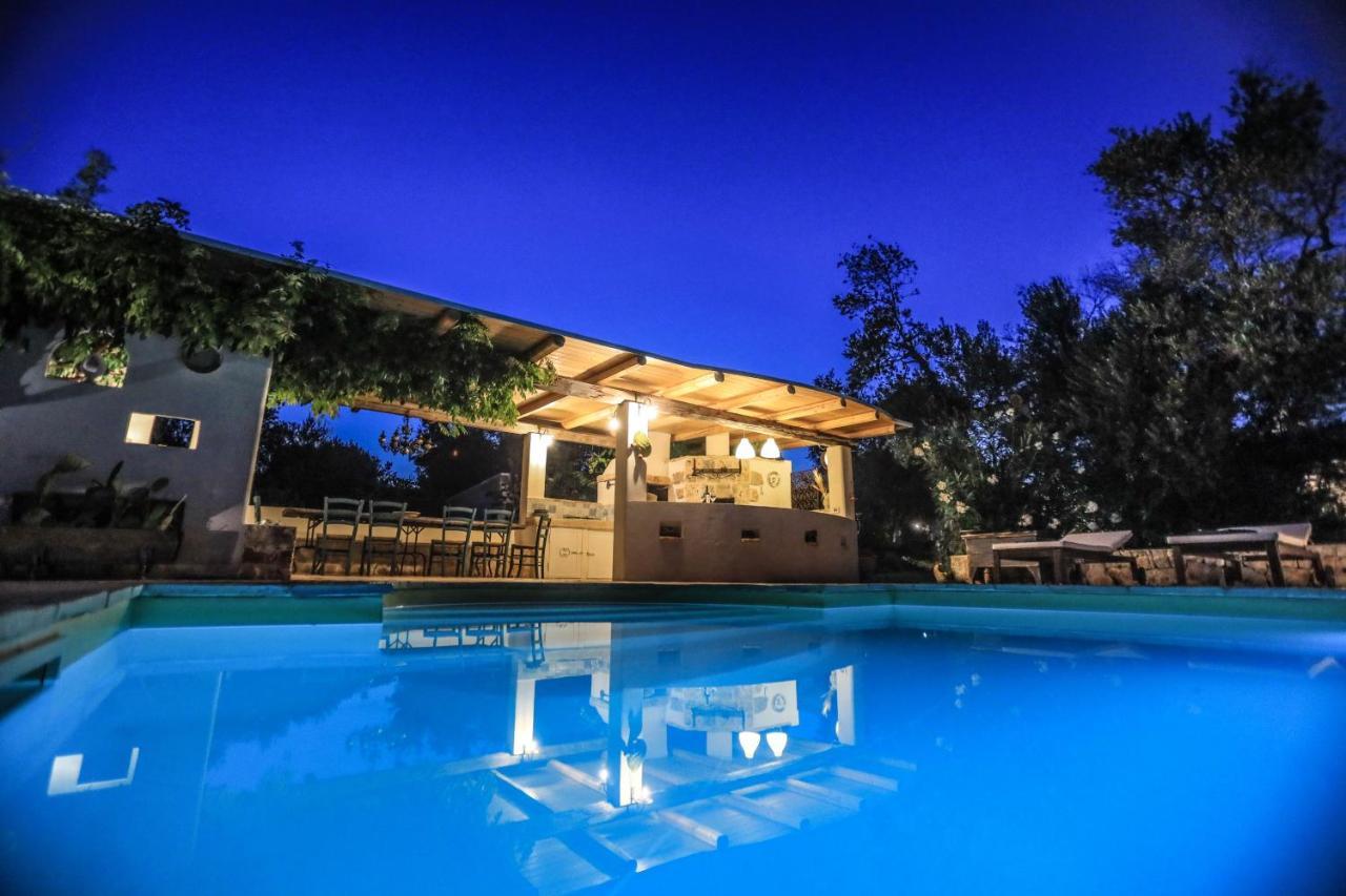 Trulli Il Geco Sognante Villa Ceglie Messapica Exterior photo