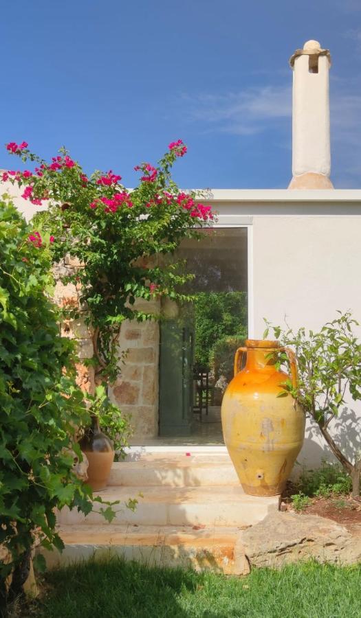 Trulli Il Geco Sognante Villa Ceglie Messapica Exterior photo